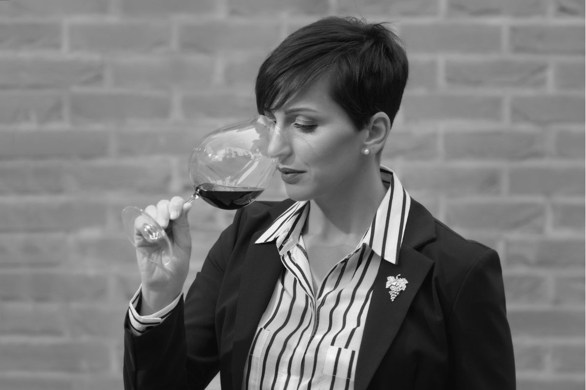 SOMMELIER ANNA CARDIN