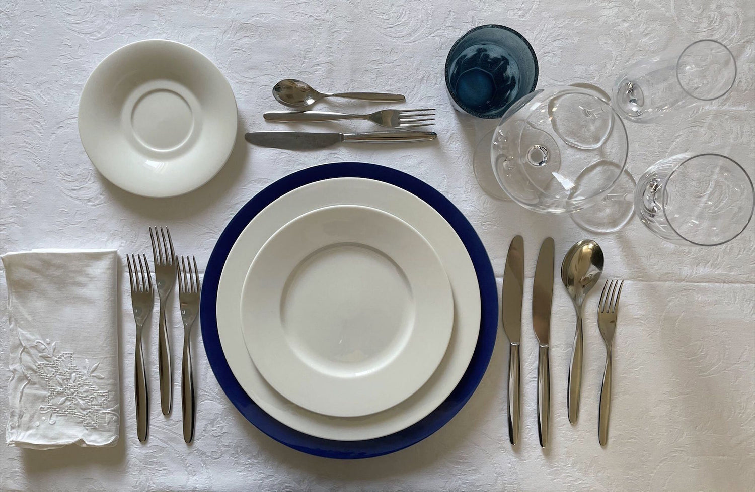 calici a tavola