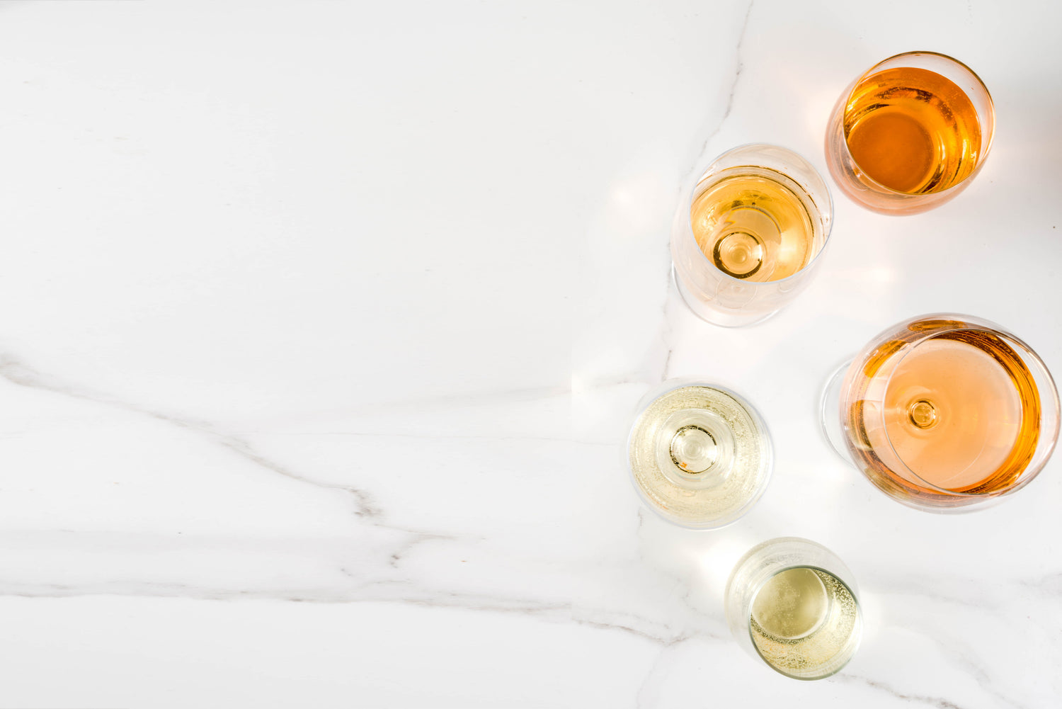 Cosa sono i bianchi macerati? La macerazione sulle bucce in 5 punti